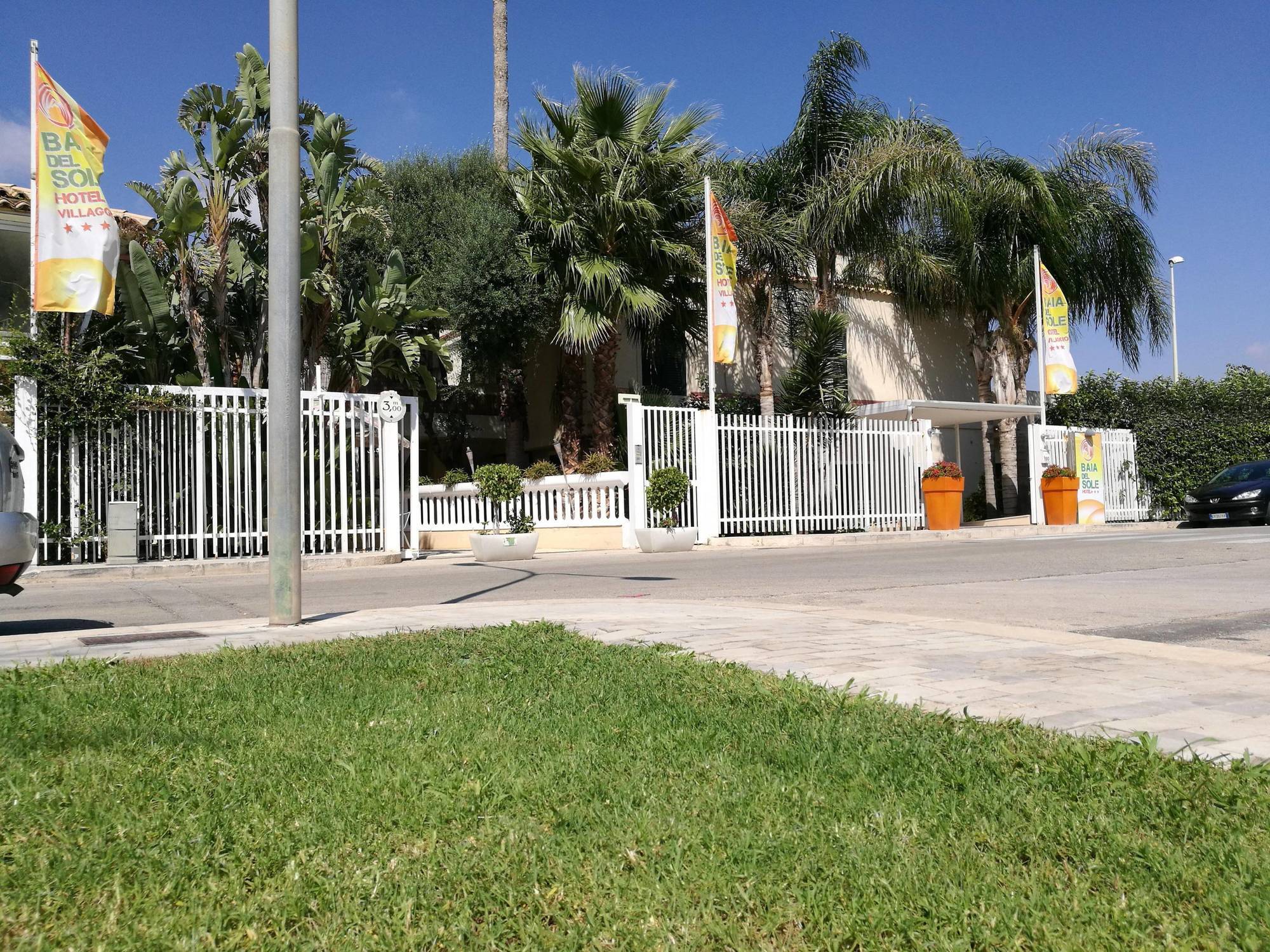 מרינה די רגוזה Hotel Baia Del Sole מראה חיצוני תמונה