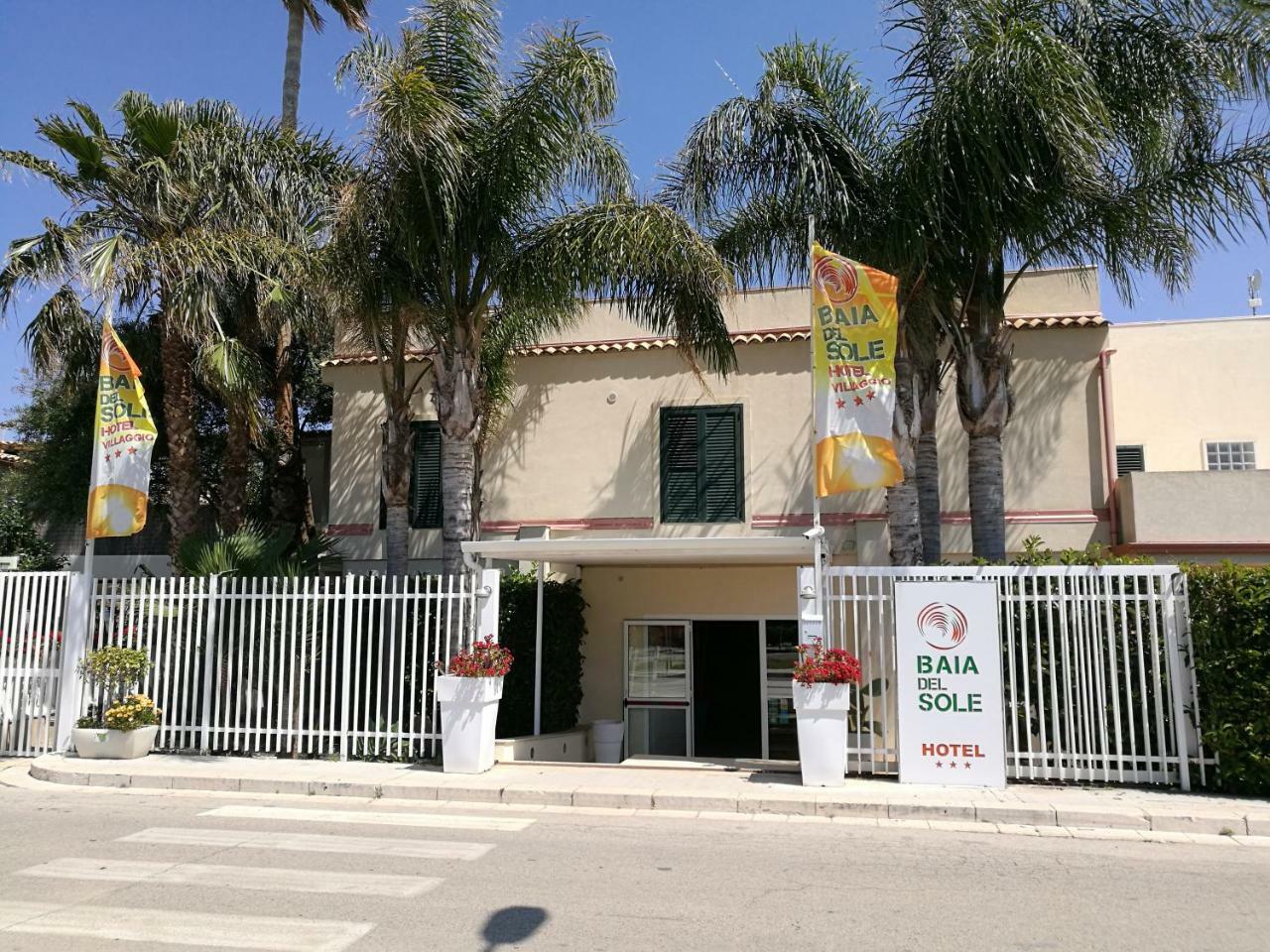 מרינה די רגוזה Hotel Baia Del Sole מראה חיצוני תמונה