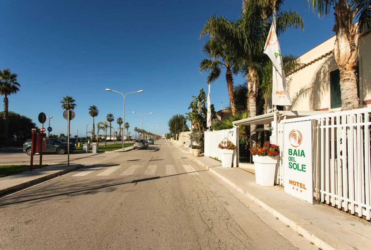 מרינה די רגוזה Hotel Baia Del Sole מראה חיצוני תמונה