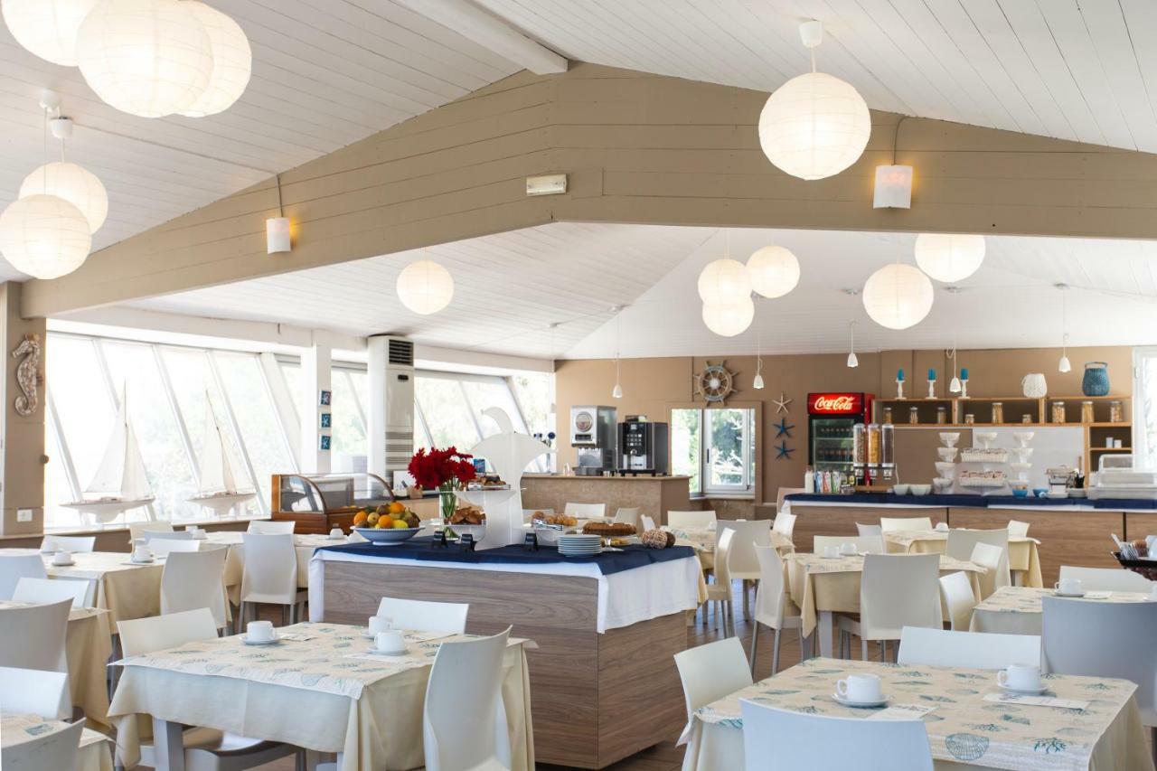 מרינה די רגוזה Hotel Baia Del Sole מראה חיצוני תמונה